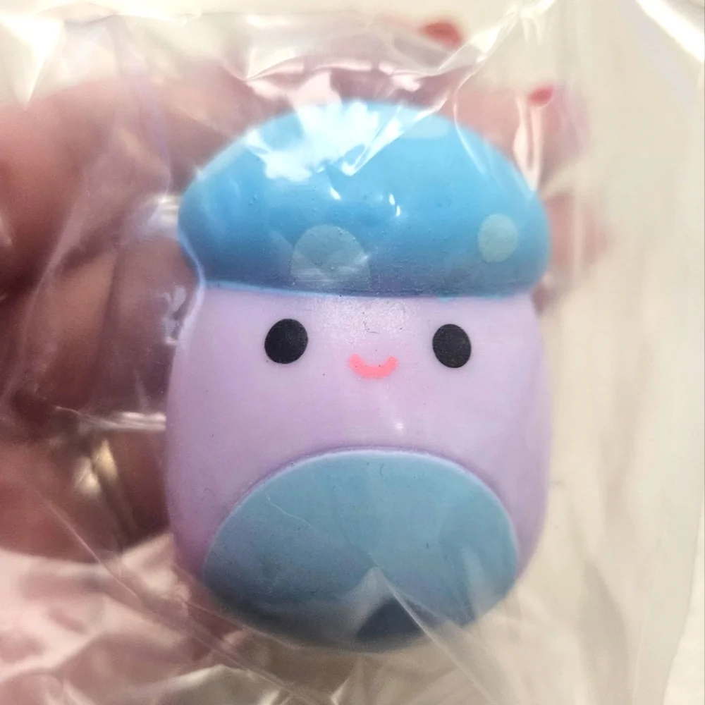 NEW Pyle the Blue Mushroom 🍄 Squishmallow Fig Band Squishy Bracelet